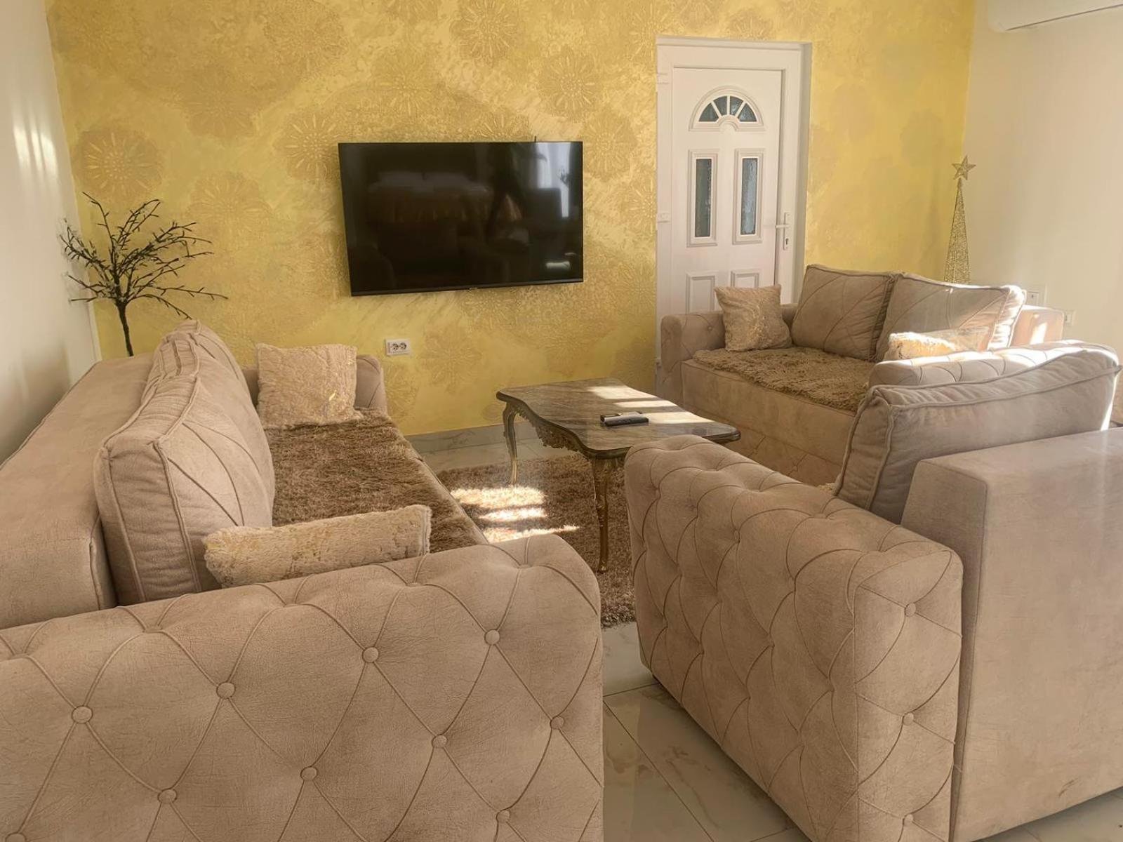 Dina Lux Apartman Jagodina Exterior photo